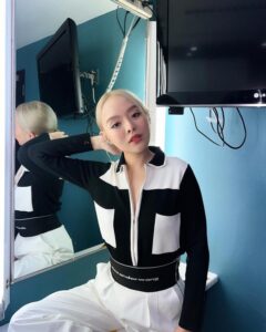 โมจิโกะ-แจกวาร์ป-13